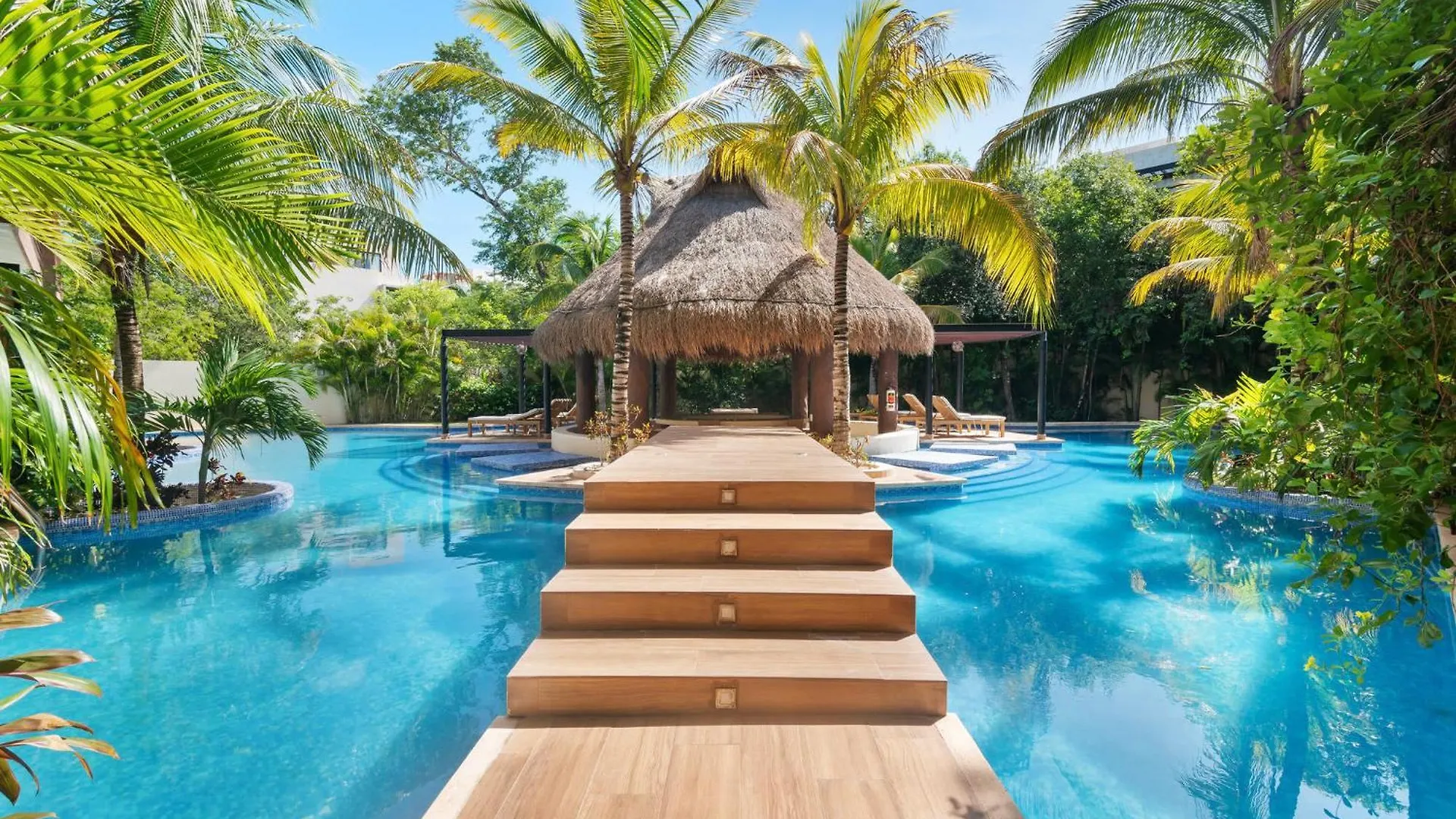 Tropical Haven - Luxury Apartment With Private Rooftop Pool And Amazing Pool View Tulum Mexico