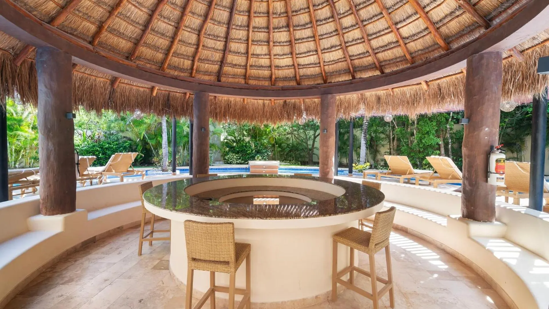 Tropical Haven - Luxury Apartment With Private Rooftop Pool And Amazing Pool View Tulum 0*,  Mexico