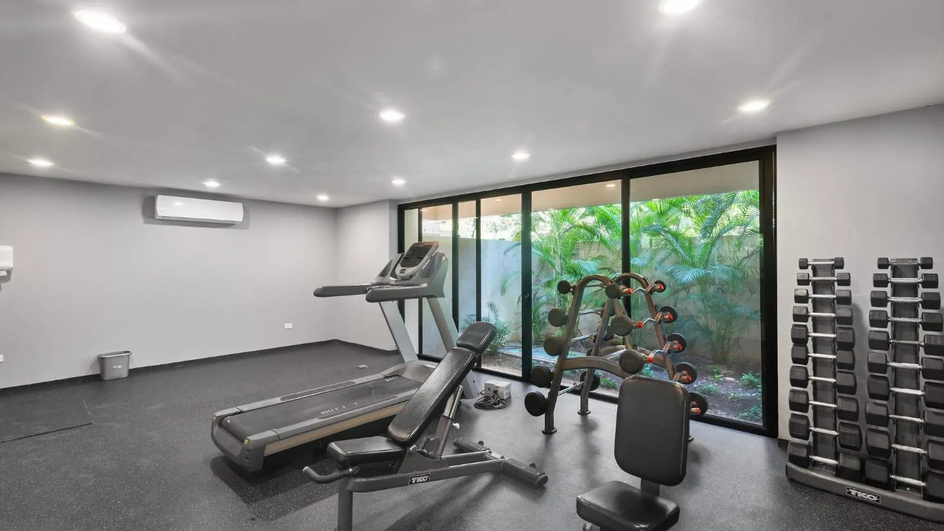 Tropical Haven - Luxury Apartment With Private Rooftop Pool And Amazing Pool View Tulum