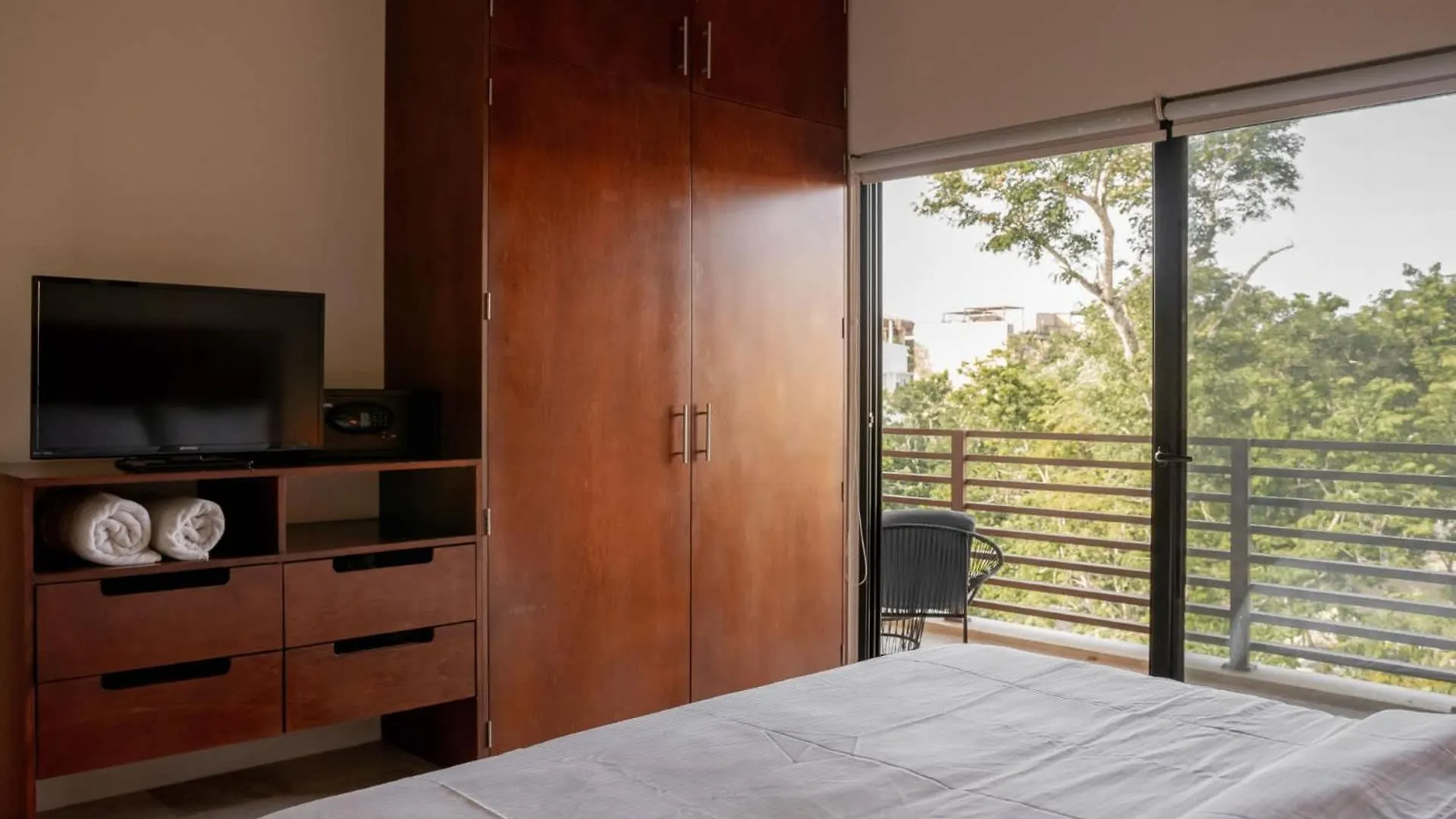 Tropical Haven - Luxury Apartment With Private Rooftop Pool And Amazing Pool View Tulum