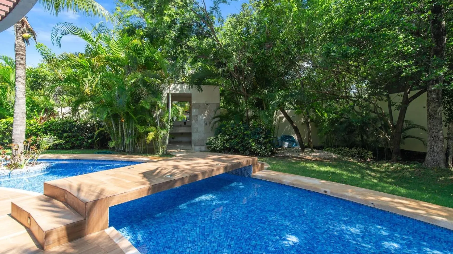 Tropical Haven - Luxury Apartment With Private Rooftop Pool And Amazing Pool View Tulum