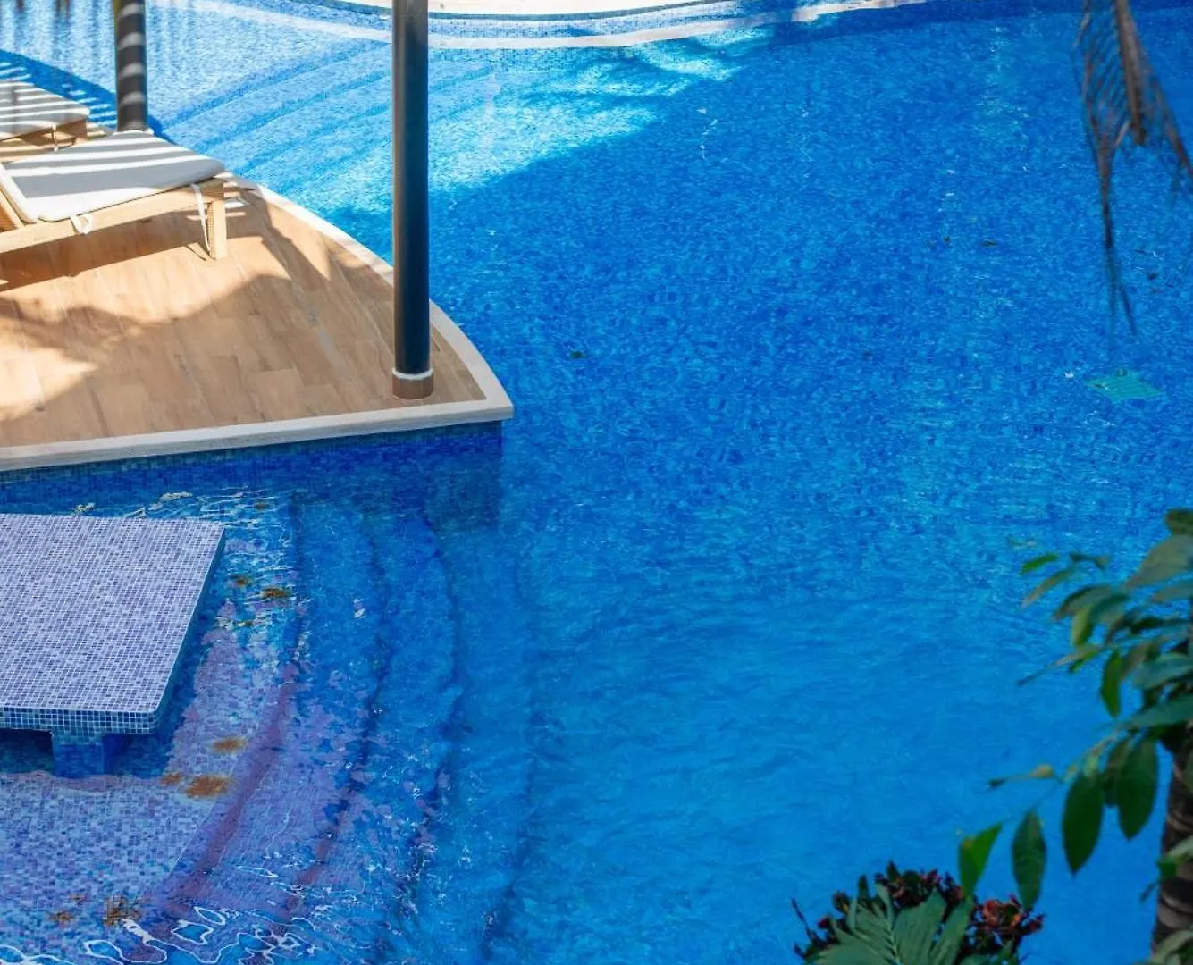 Tropical Haven - Luxury Apartment With Private Rooftop Pool And Amazing Pool View Tulum