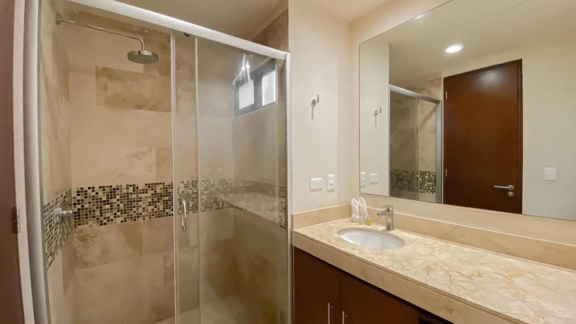 Tropical Haven - Luxury Apartment With Private Rooftop Pool And Amazing Pool View Tulum